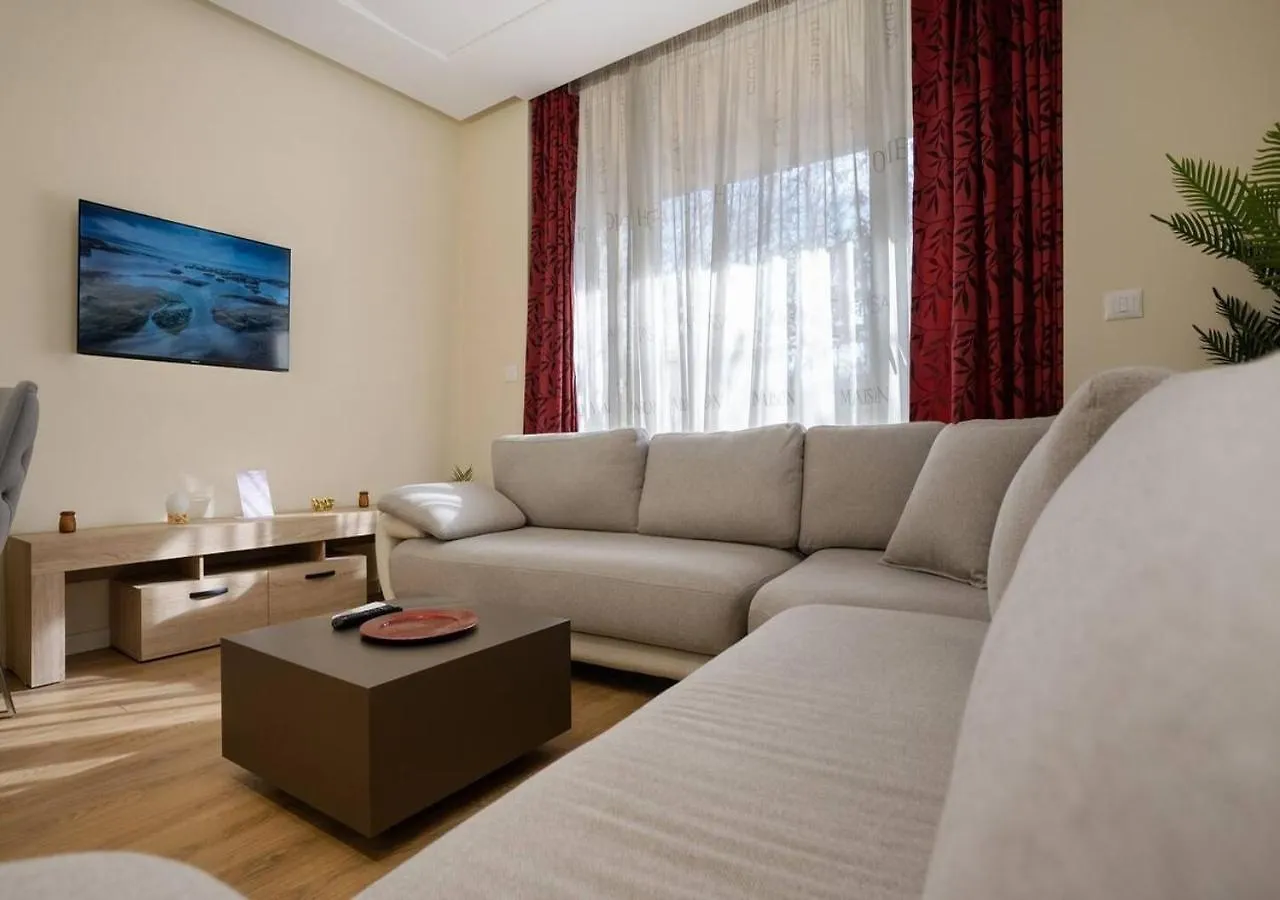 Fancy Apartments Tirana 0*,